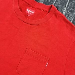Supreme Red Pocket Tshirt size Large